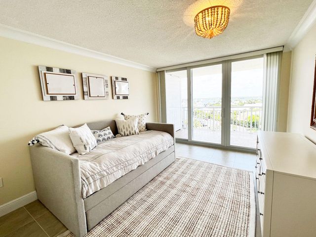 3546 S Ocean Boulevard 914, South Palm Beach, FL 33480
