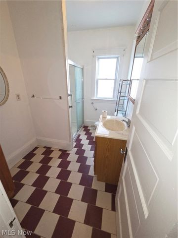 3803 E 50th Street DOWN, Cleveland, OH 44105