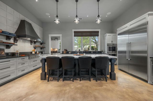 1330 Ranchers Club LN, Driftwood, TX 78619