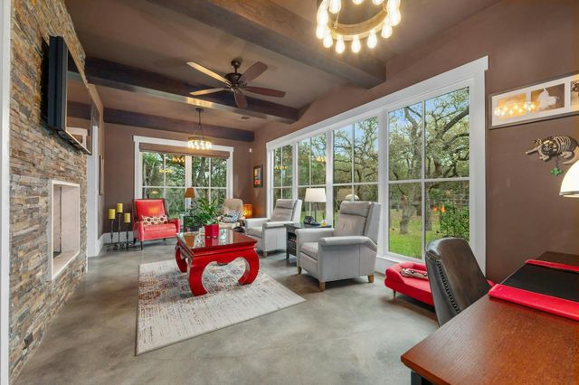 1330 Ranchers Club LN, Driftwood, TX 78619