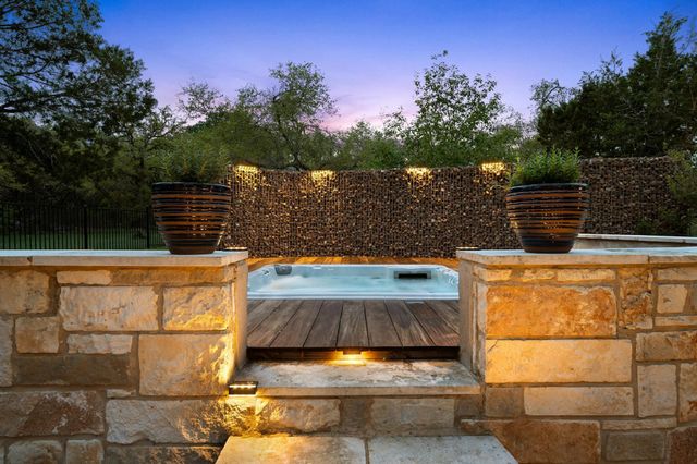 1330 Ranchers Club LN, Driftwood, TX 78619