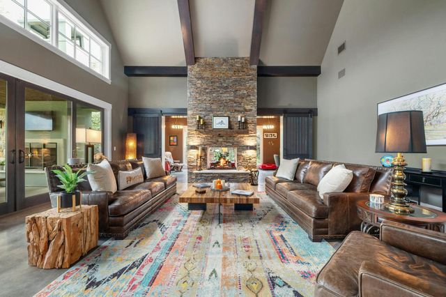 1330 Ranchers Club LN, Driftwood, TX 78619