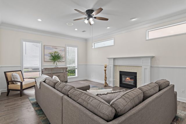 87 Cayman Cove, Destin, FL 32541