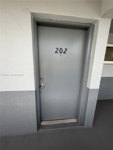 11005 SW 1st St 202, Sweetwater, FL 33174