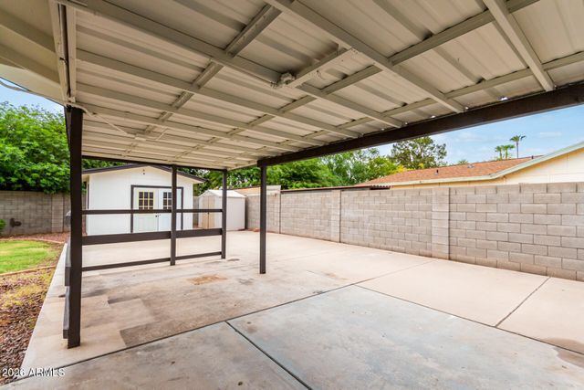 518 N PEPPERWOOD Court, Chandler, AZ 85226