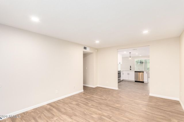 518 N PEPPERWOOD Court, Chandler, AZ 85226
