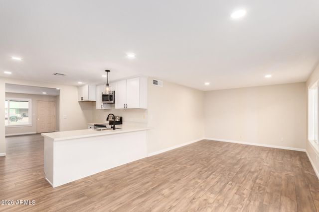 518 N PEPPERWOOD Court, Chandler, AZ 85226