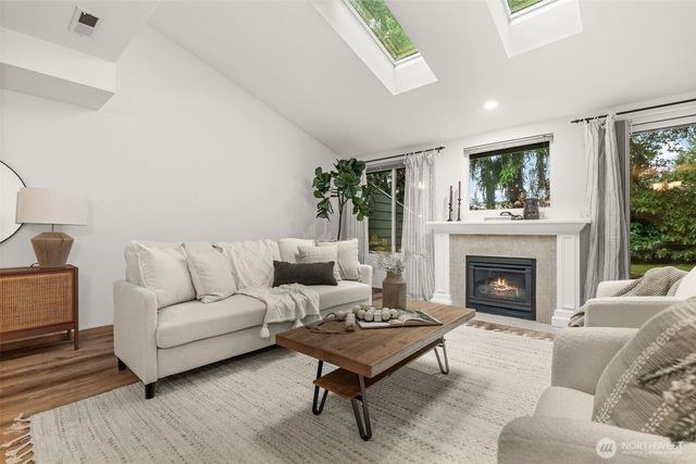 1403 32nd Street Ct NW, Gig Harbor, WA 98335