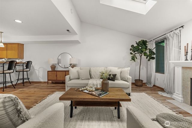 1403 32nd Street Ct NW, Gig Harbor, WA 98335