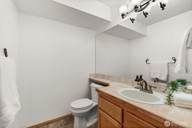 1403 32nd Street Ct NW, Gig Harbor, WA 98335