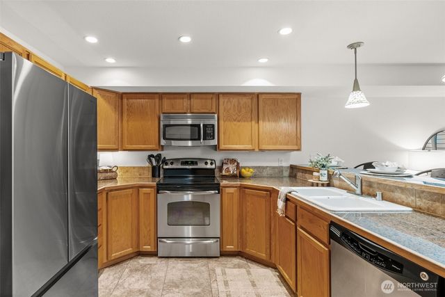 1403 32nd Street Ct NW, Gig Harbor, WA 98335