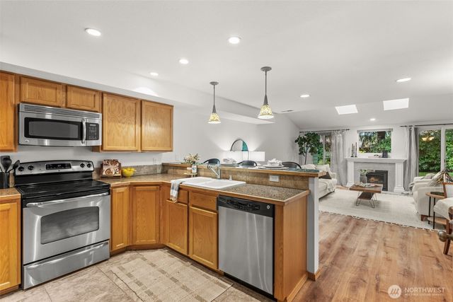 1403 32nd Street Ct NW, Gig Harbor, WA 98335