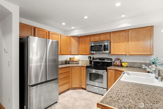 1403 32nd Street Ct NW, Gig Harbor, WA 98335