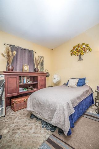 500 Bahama, Hemet, CA 92543