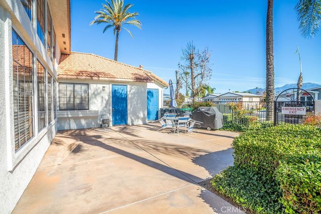 500 Bahama, Hemet, CA 92543