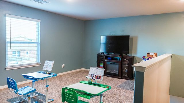 1016 NW 4th Street, Newcastle, OK 73065