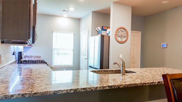 1016 NW 4th Street, Newcastle, OK 73065