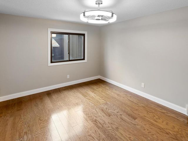 6909 Unity Avenue N, Brooklyn Center, MN 55429