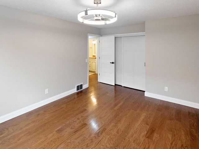 6909 Unity Avenue N, Brooklyn Center, MN 55429