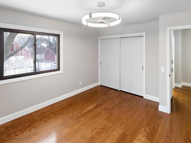 6909 Unity Avenue N, Brooklyn Center, MN 55429