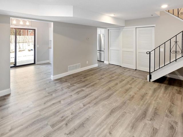 6909 Unity Avenue N, Brooklyn Center, MN 55429