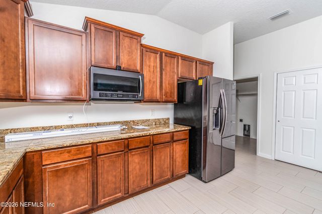 4631 GLENDAS MEADOW Drive, Jacksonville, FL 32210