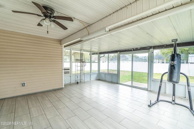 4631 GLENDAS MEADOW Drive, Jacksonville, FL 32210