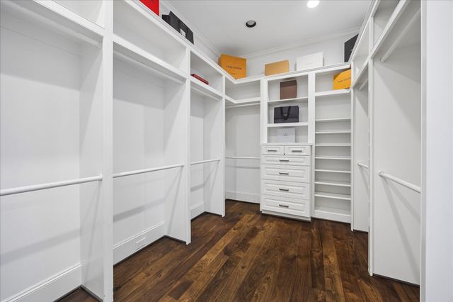 2215 Nantucket Drive C, Houston, TX 77057