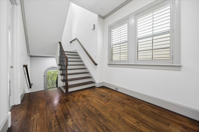 2215 Nantucket Drive C, Houston, TX 77057