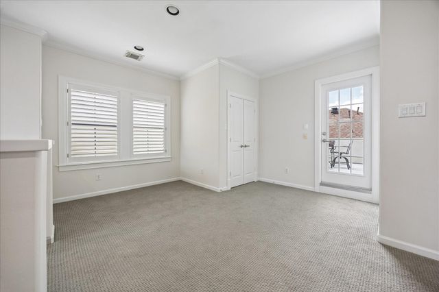 2215 Nantucket Drive C, Houston, TX 77057