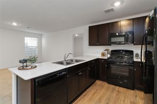 212 Amber GLN, Maxwell, TX 78656