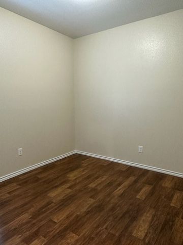 7511 Novella Drive, Fort Worth, TX 76134