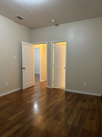 7511 Novella Drive, Fort Worth, TX 76134