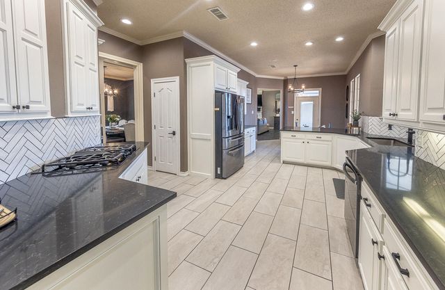 4009 100th Street, Lubbock, TX 79423