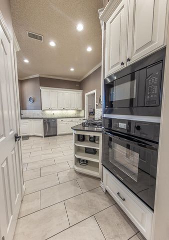 4009 100th Street, Lubbock, TX 79423