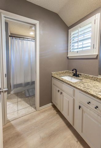 4009 100th Street, Lubbock, TX 79423