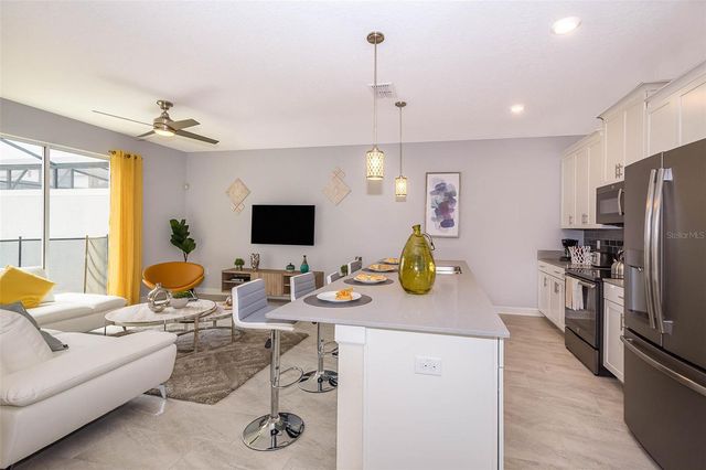 8982 STINGER DRIVE, Davenport, FL 33896