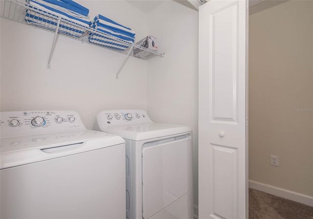 8982 STINGER DRIVE, Davenport, FL 33896