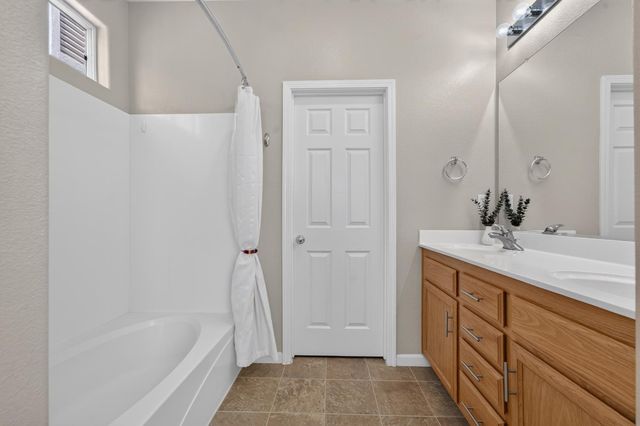 3361 Tice Creek Way, Sacramento, CA 95833