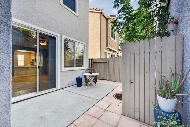 3361 Tice Creek Way, Sacramento, CA 95833