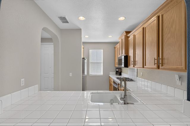 3361 Tice Creek Way, Sacramento, CA 95833