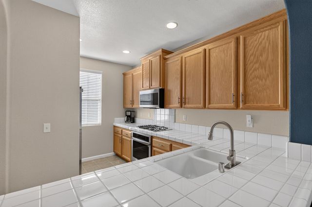 3361 Tice Creek Way, Sacramento, CA 95833