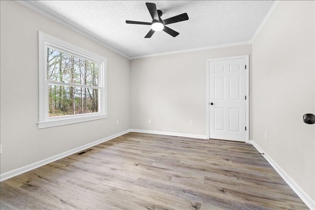 133 Starling LN, Callaway, VA 24067