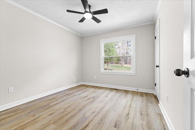 133 Starling LN, Callaway, VA 24067
