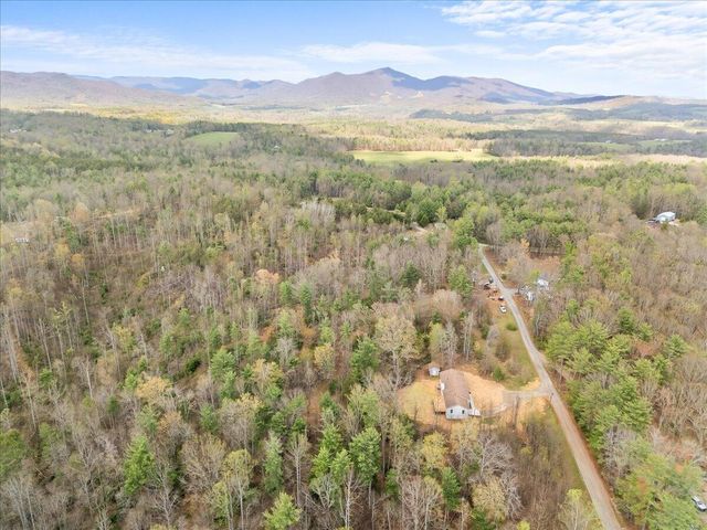 133 Starling LN, Callaway, VA 24067