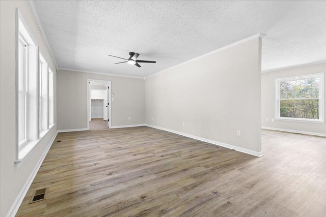 133 Starling LN, Callaway, VA 24067
