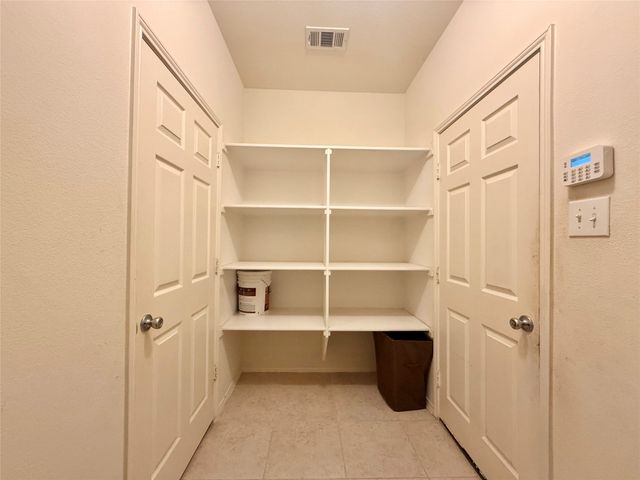 1131 Grimes Drive, Forney, TX 75126