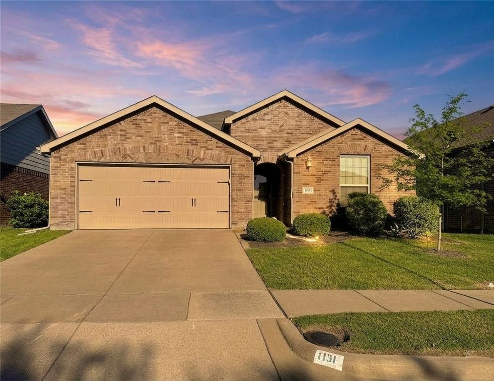 1131 Grimes Drive, Forney, TX 75126