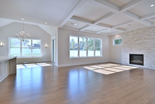 456 Elm Street, Elmhurst, IL 60126