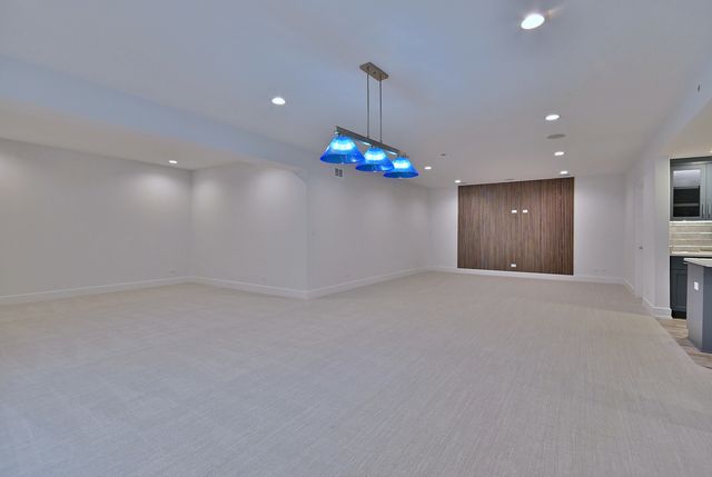 456 Elm Street, Elmhurst, IL 60126